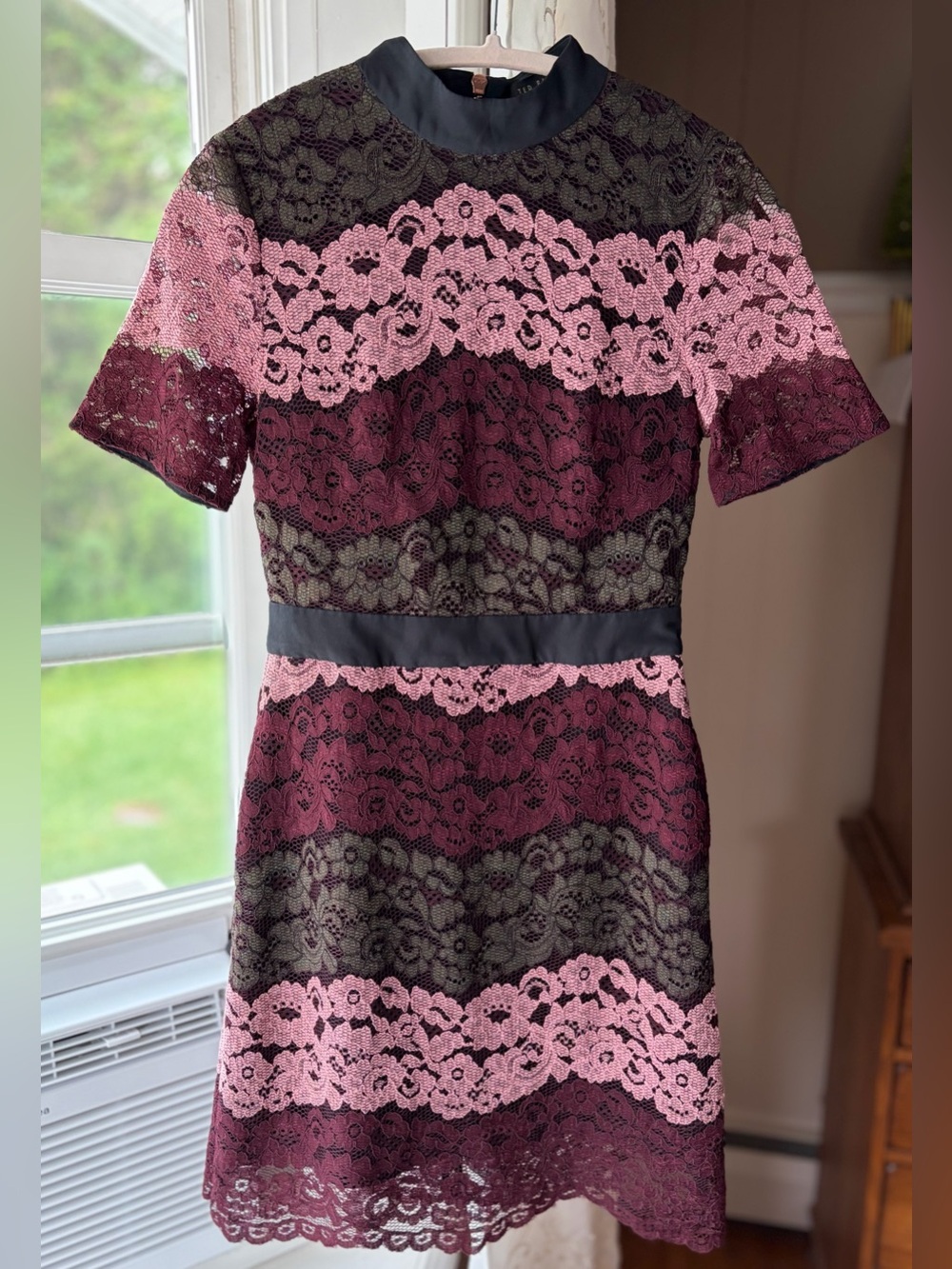 Ted Baker Lace Designer Luxury Spec Occasion Coquette Sheath Mini Dress EUC XS